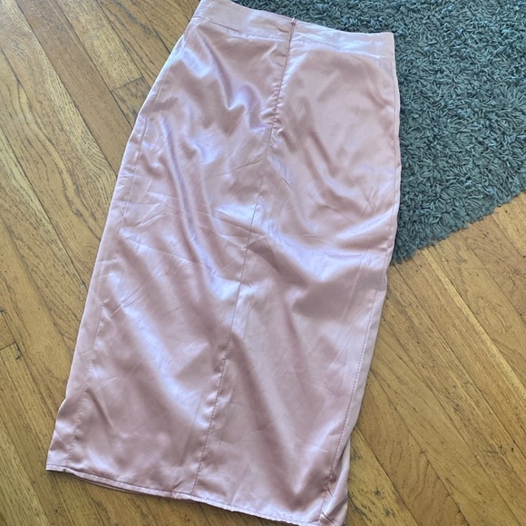 Oh Polly THIGHS THE LIMIT SPLIT SATIN PINK BLUSH Skirt Size 2 - Picture 7 of 12